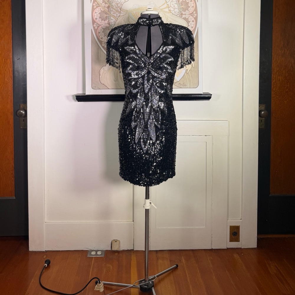 VTG Niteline Formal Cocktail Dress Silk Black Silvertone Beaded Fully Sequined